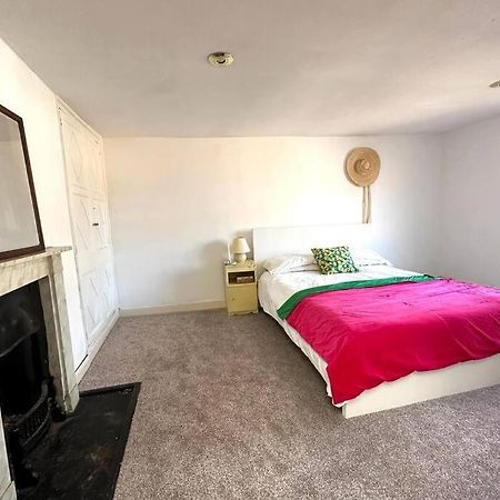 Large Georgian House In Heart Of Exeter Villa Luaran gambar