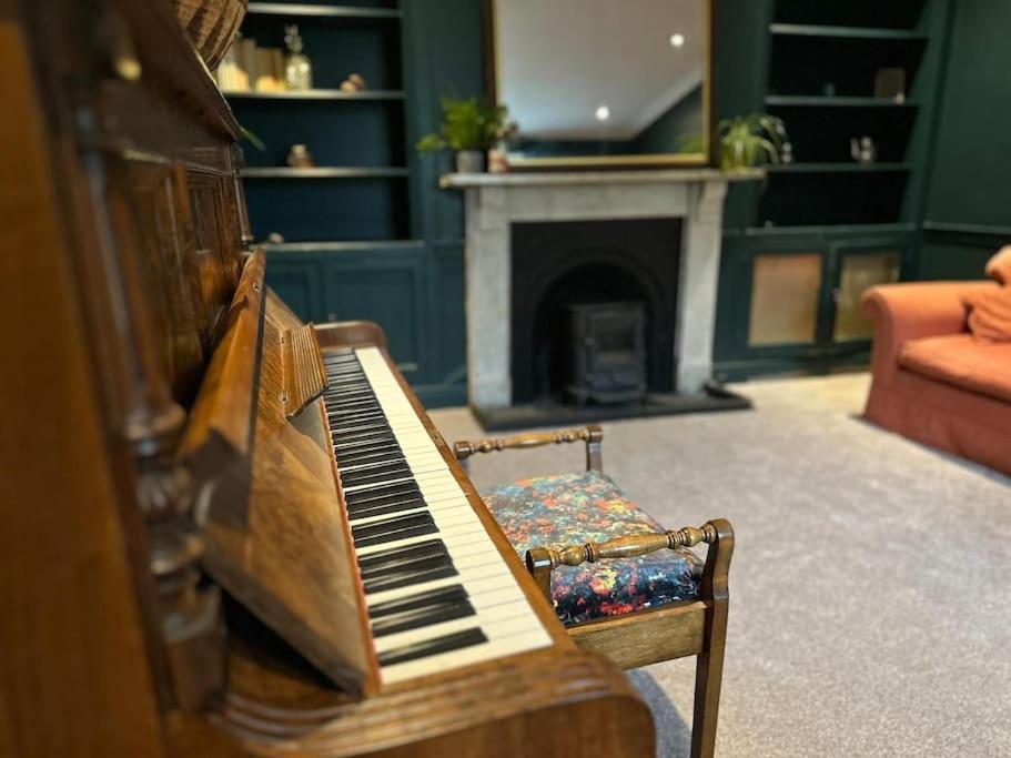 Large Georgian House In Heart Of Exeter Villa Luaran gambar