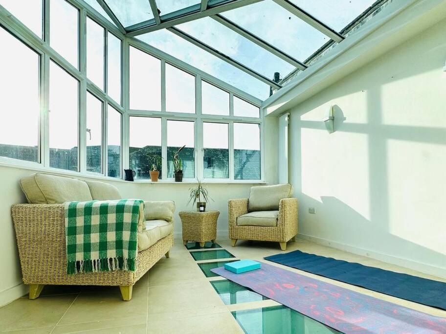 Large Georgian House In Heart Of Exeter Villa Luaran gambar