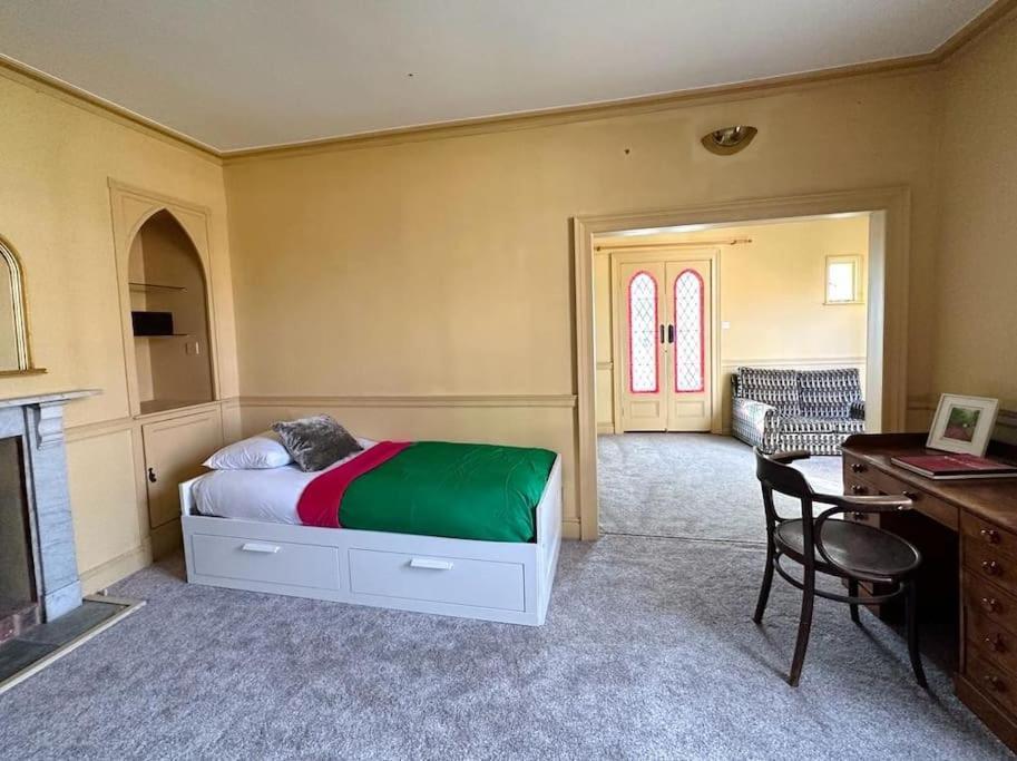 Large Georgian House In Heart Of Exeter Villa Luaran gambar