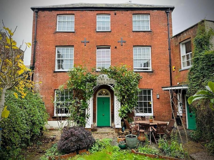 Large Georgian House In Heart Of Exeter Villa Luaran gambar
